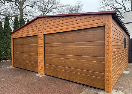 Garagen in Holzoptik